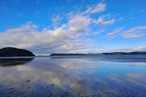 Photo of property in 70 Leeward Drive, Whitianga, 3510