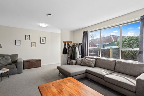 Photo of property in 2/38 Oldwood Street, Bishopdale, Christchurch, 8053