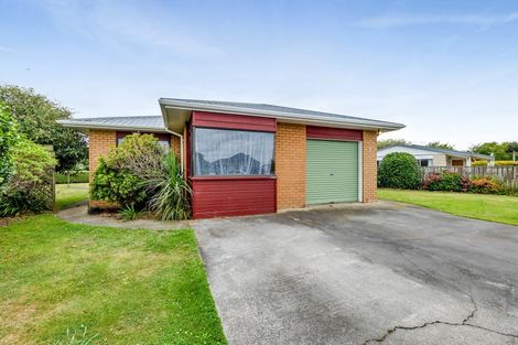 Photo of property in 1 Albert Street, Hawera, 4610