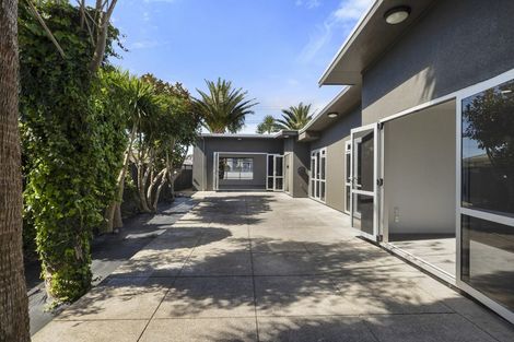 Photo of property in 150 Carrington Street, Lower Vogeltown, New Plymouth, 4310