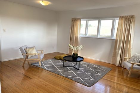 Photo of property in 4 Keats Place, Blockhouse Bay, Auckland, 0600