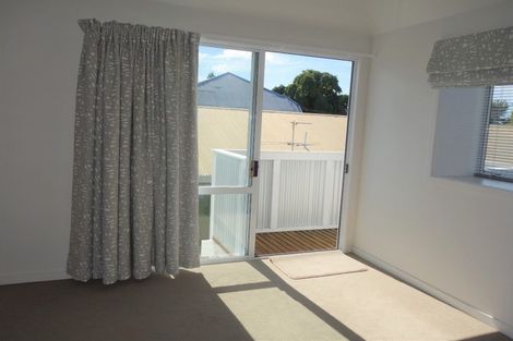 Photo of property in 2/511 Durham Street North, St Albans, Christchurch, 8014