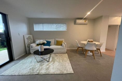 Photo of property in 16 Huri Street, Mangere Bridge, Auckland, 2022