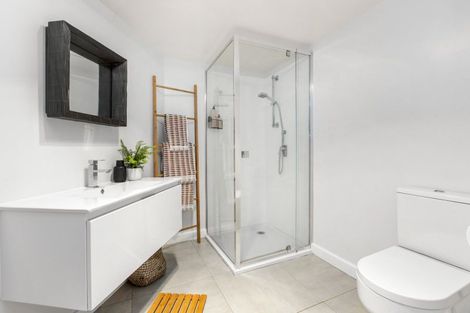 Photo of property in 104c Greenslade Road, Raglan, 3295