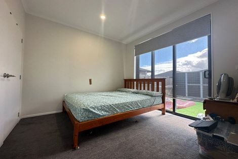 Photo of property in 18 Noia Way, Karaka, Papakura, 2113