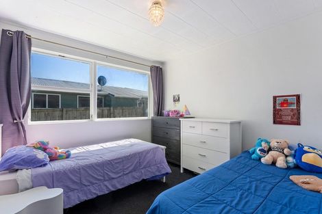 Photo of property in 4 Robert Mckeen Street, Otaki Beach, Otaki, 5512