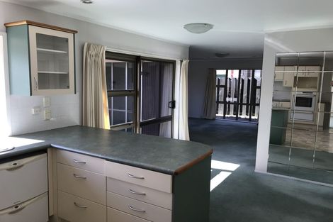 Photo of property in 37 Manse Road, Pahurehure, Papakura, 2113