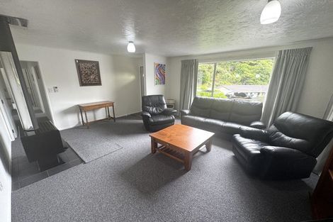 Photo of property in 56 Hathaway Avenue, Karori, Wellington, 6012