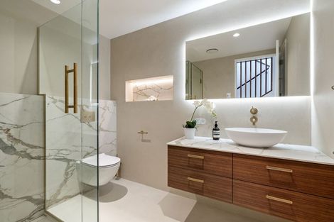 Photo of property in 128 Seatoun Heights Road, Seatoun, Wellington, 6022