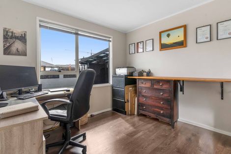 Photo of property in 49 Boundary Road, Opaheke, Papakura, 2113