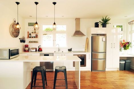 Photo of property in 42 Easther Crescent, Kew, Dunedin, 9012