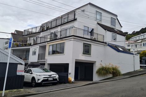 Photo of property in 1/15 Hawker Street, Mount Victoria, Wellington, 6011