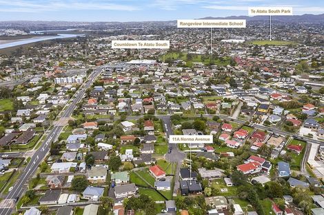 Photo of property in 11a Norma Avenue, Te Atatu South, Auckland, 0610
