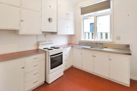 Photo of property in 8 Levy Street, Mount Victoria, Wellington, 6011