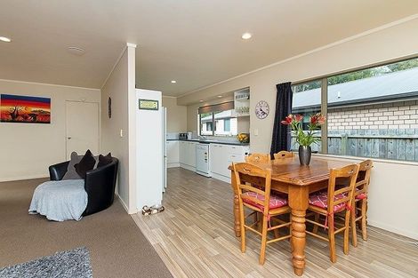 Photo of property in 7a Sandspit Road, Waiuku, 2123