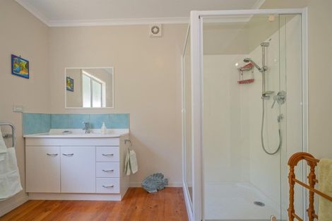 Photo of property in 16 Hodge Road, Coroglen, Whitianga, 3591