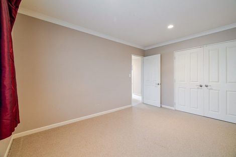 Photo of property in 66 Royal Oak Drive, Kelvin Grove, Palmerston North, 4414