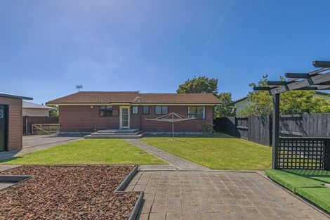 Photo of property in 12 Hillcrest Drive, Kelvin Grove, Palmerston North, 4414