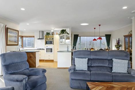 Photo of property in 55 Taharepa Road, Hilltop, Taupo, 3330