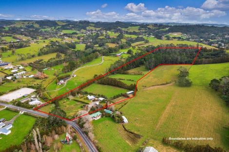 Photo of property in 76 Awa Road, Kumeu, 0891