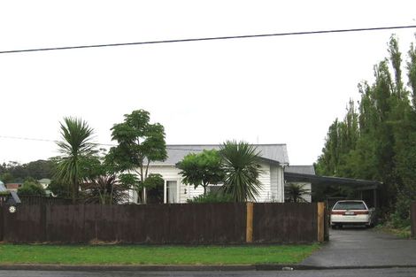 Photo of property in 22 Woodglen Road, Glen Eden, Auckland, 0602