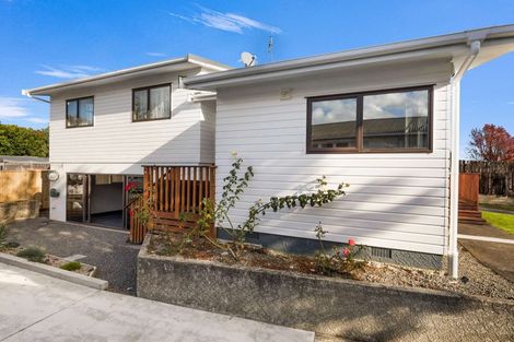 Photo of property in 4 Kebbell Avenue, Levin, 5510