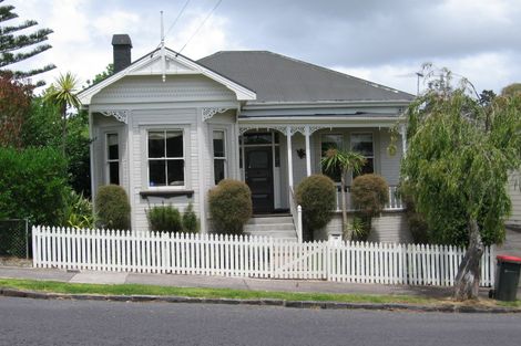 Photo of property in 28 Stanmore Road, Grey Lynn, Auckland, 1021
