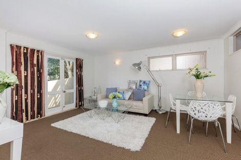 Photo of property in 1/422 Hibiscus Coast Highway, Orewa, 0931