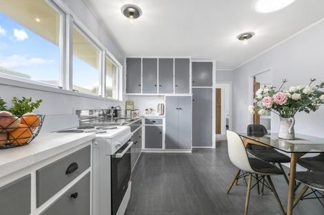 Photo of property in 2/717 Cameron Road, Tauranga South, Tauranga, 3112