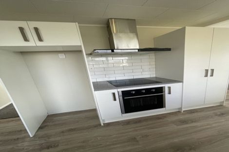 Photo of property in 9 Innismara Avenue, Wattle Downs, Auckland, 2103