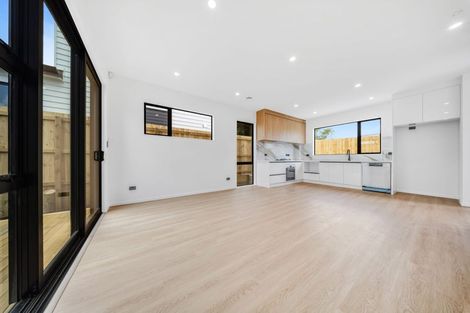 Photo of property in 7b Waimai Avenue, Weymouth, Auckland, 2103