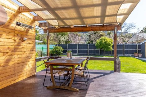 Photo of property in 31 Johnston Street, Featherston, 5710