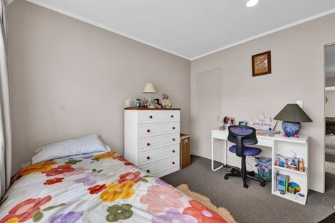 Photo of property in 11 Shaldon Crescent, Blagdon, New Plymouth, 4310