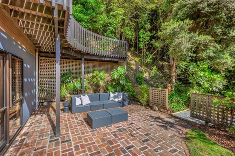 Photo of property in 172 Paremata Road, Paremata, Porirua, 5024