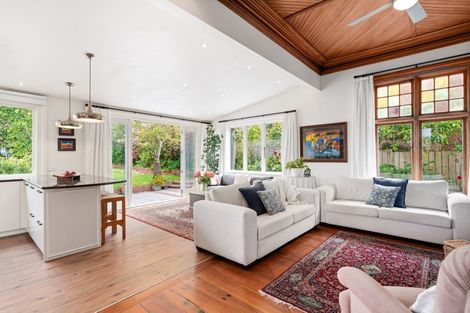 Photo of property in 5 Merlin Street, Roslyn, Dunedin, 9010