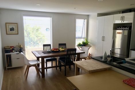 Photo of property in 77c Herald Street, Berhampore, Wellington, 6023