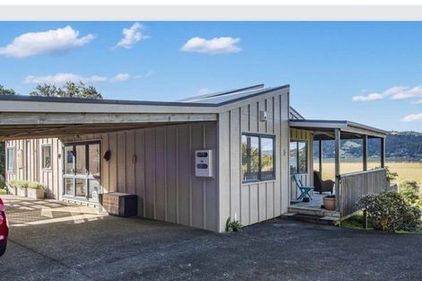 Photo of property in 26 Beach Road, Onerahi, Whangarei, 0110