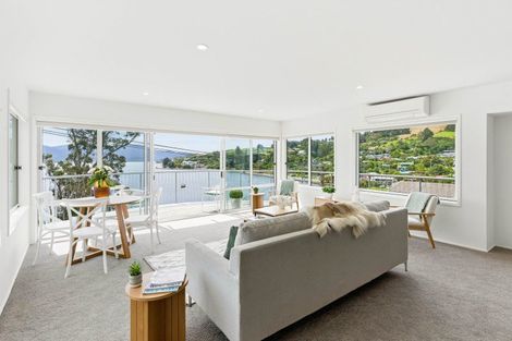 Photo of property in 40 Marine Parade, Macandrew Bay, Dunedin, 9014