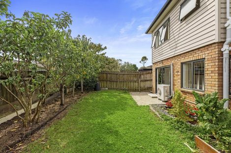 Photo of property in 84 Naylors Drive, Mangere, Auckland, 2022