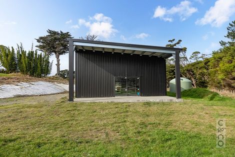 Photo of property in 22 Houkura Place, Taupaki, Henderson, 0782