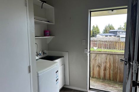 Photo of property in 48b Kahikatea Drive, Melville, Hamilton, 3206