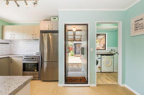 Photo of property in 23 Linwood Drive, Paraparaumu, 5032