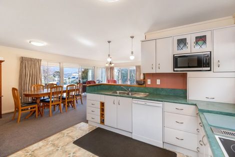 Photo of property in 11 Poplar Drive, Kelvin Heights, Queenstown, 9300