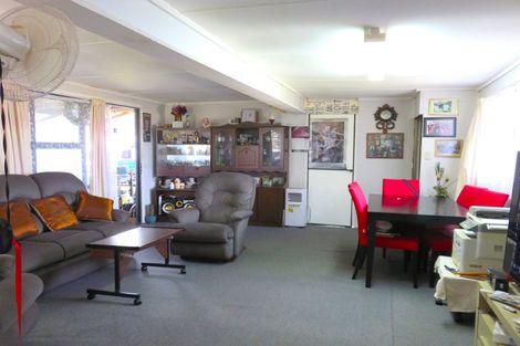 Photo of property in 18 Graham Street, Te Kopuru, 0391