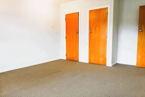 Photo of property in 4/162 Onewa Road, Northcote, Auckland, 0627