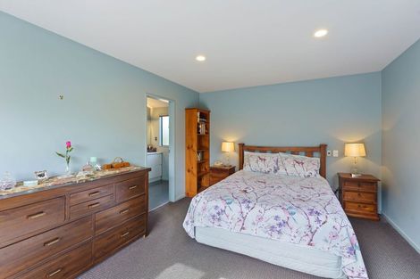 Photo of property in 148 Field Way, Waikanae Beach, Waikanae, 5036