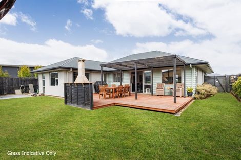 Photo of property in 5 Morocco Terrace, Kelvin Grove, Palmerston North, 4414
