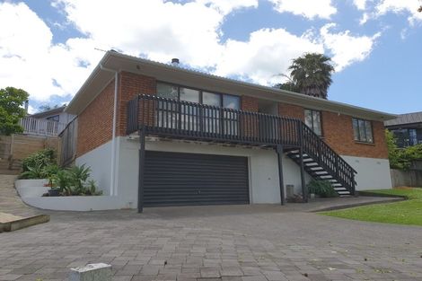 Photo of property in 23 Orinda Close, Botany Downs, Auckland, 2010
