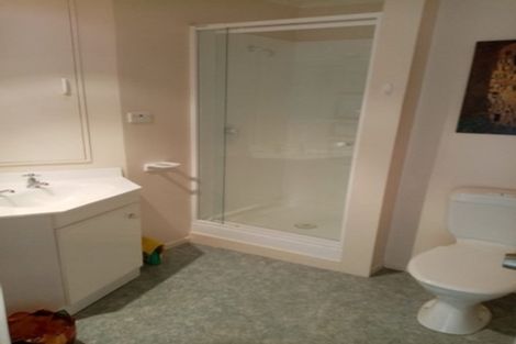 Photo of property in 20 Kahu Road, Paremata, Porirua, 5024