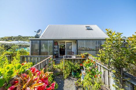 Photo of property in 95 Lake Ferry Road, Lake Ferry, Featherston, 5772